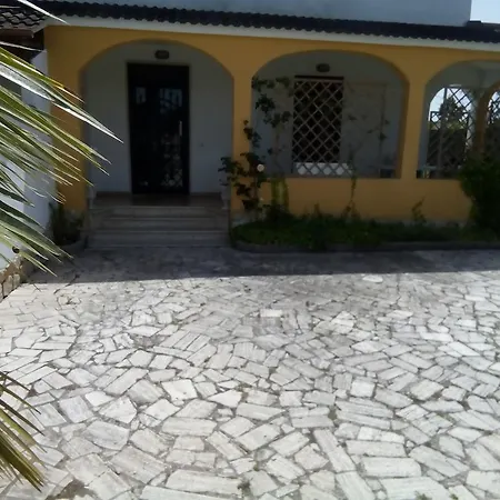 La Maison * Όστια Αντίκα